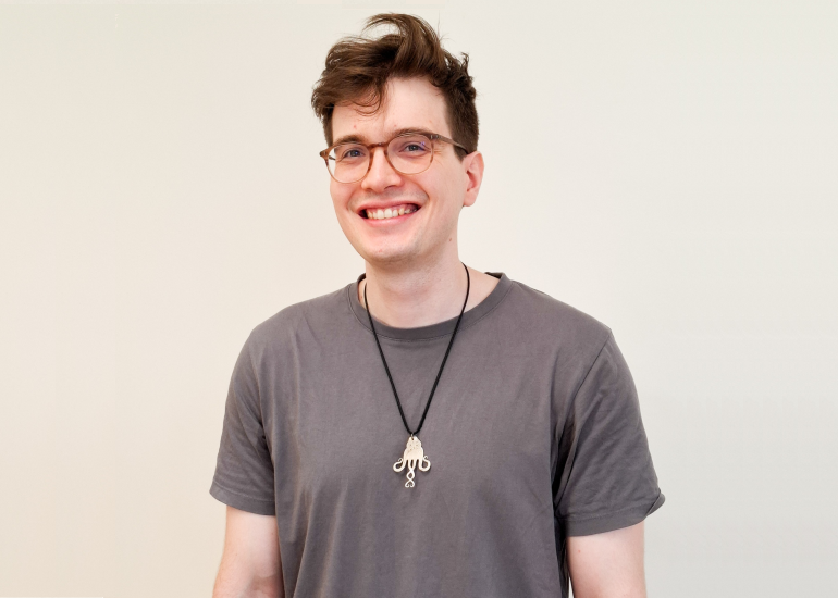 Presented “Expectation-Complete Graph Representations with Homomorphisms” at ICML 2023 in Hawaii