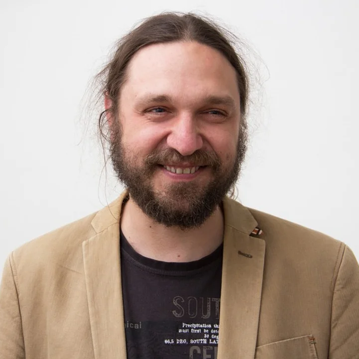 Stefan Woltran logo